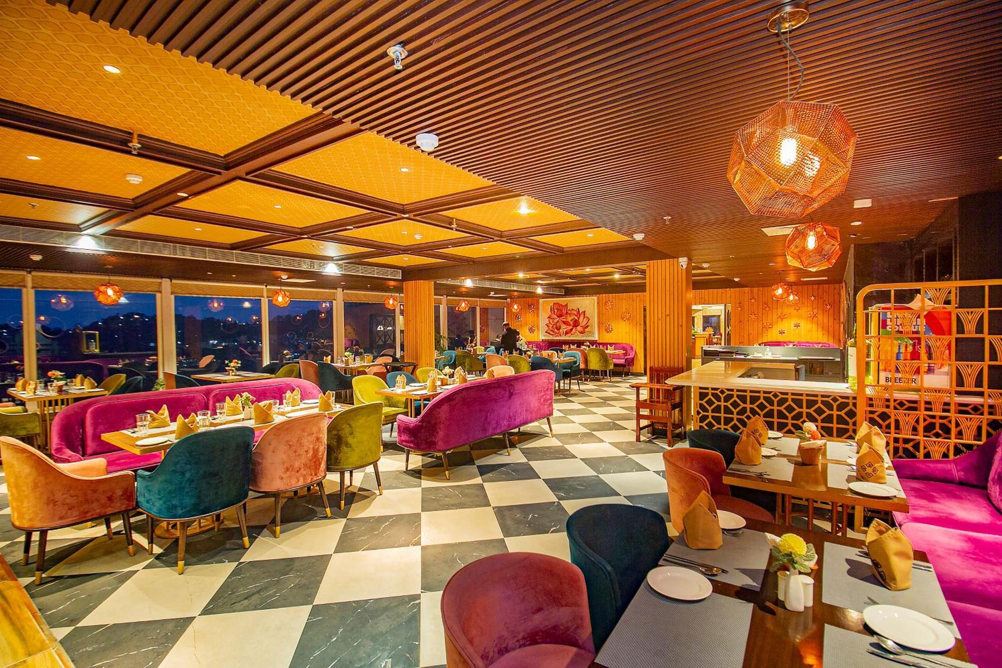 Amritara Surya, Mcleodganj, Dharamshala Hotel Bagian luar foto