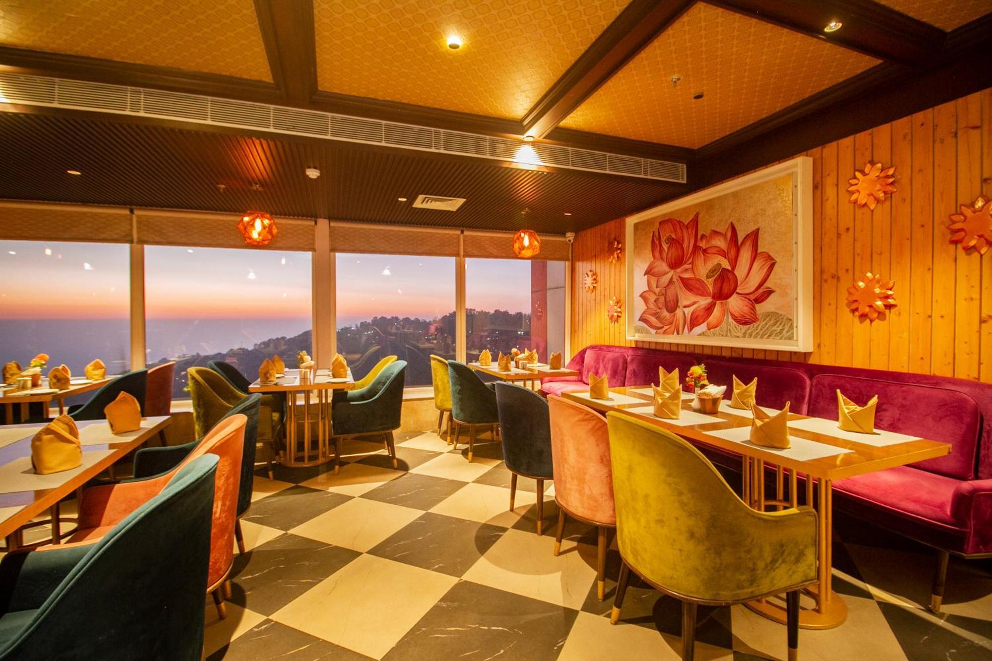 Amritara Surya, Mcleodganj, Dharamshala Hotel Bagian luar foto