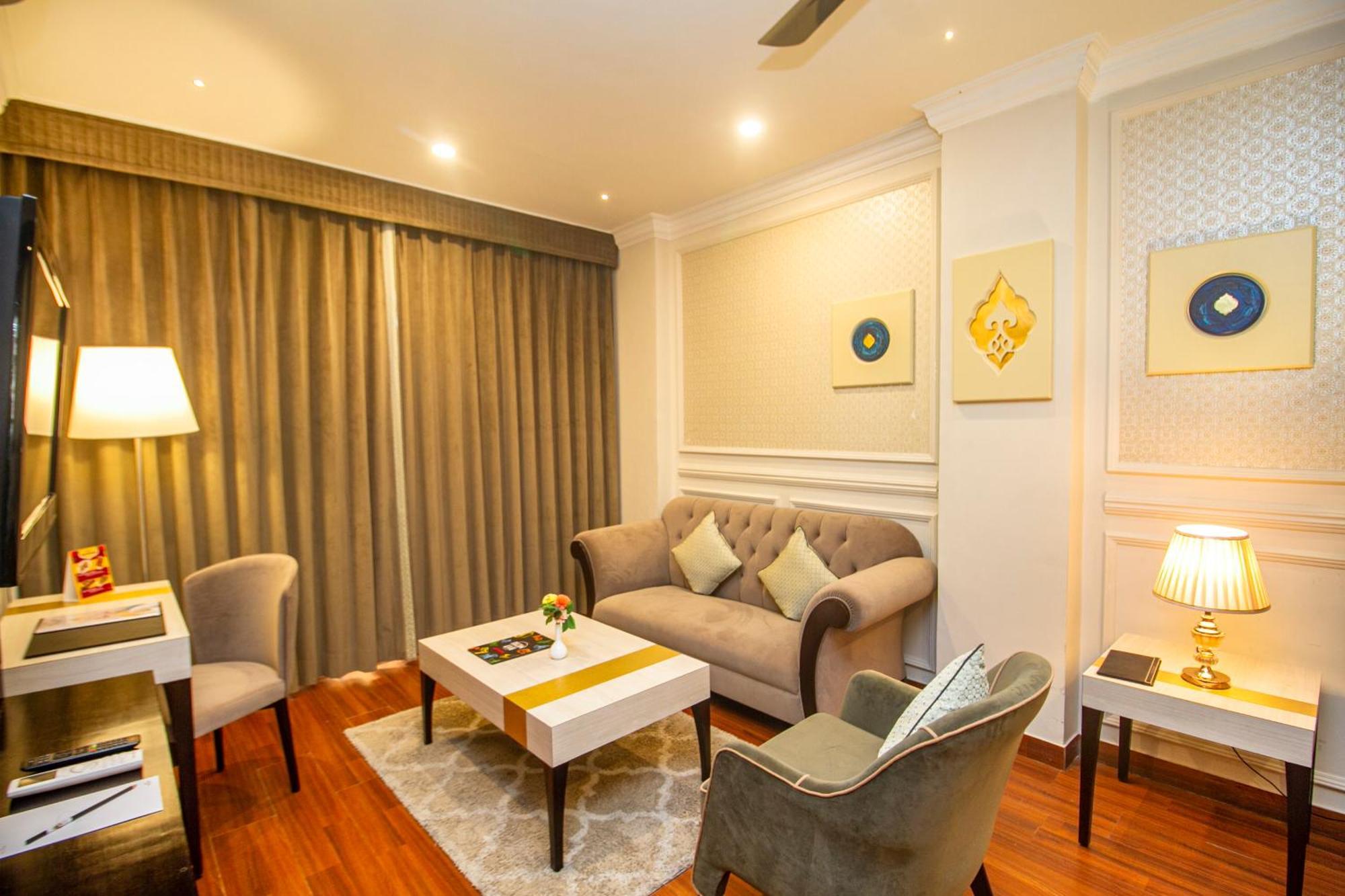 Amritara Surya, Mcleodganj, Dharamshala Hotel Bagian luar foto