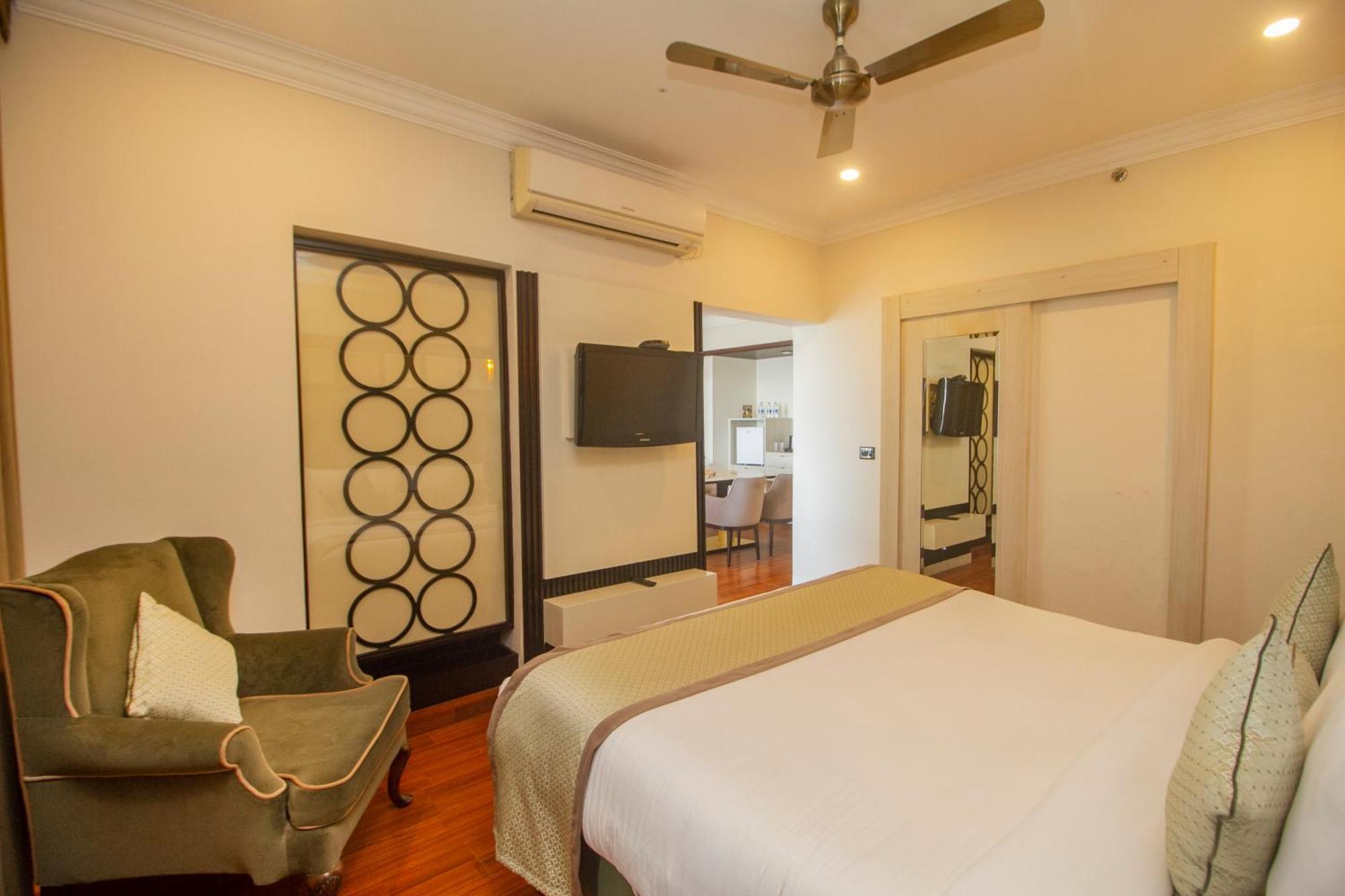 Amritara Surya, Mcleodganj, Dharamshala Hotel Bagian luar foto