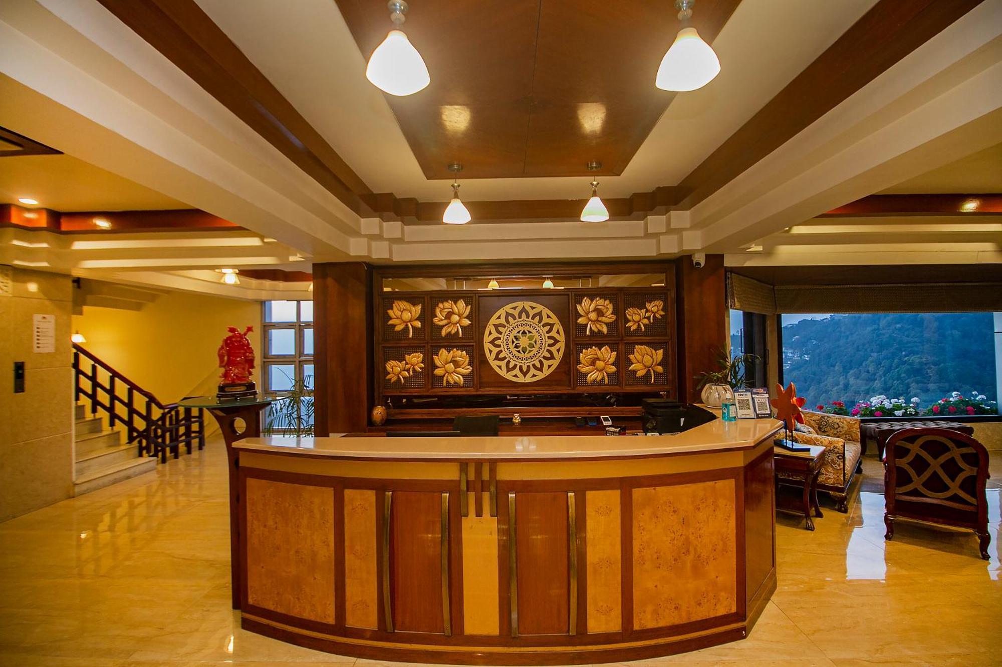 Amritara Surya, Mcleodganj, Dharamshala Hotel Bagian luar foto